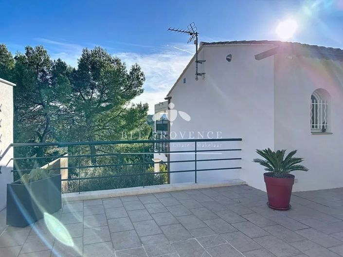 Image No.30-3 Bed House for sale