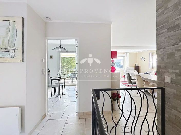 Image No.5-3 Bed House for sale