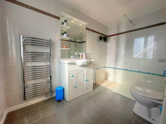 Image No.14-4 Bed House for sale