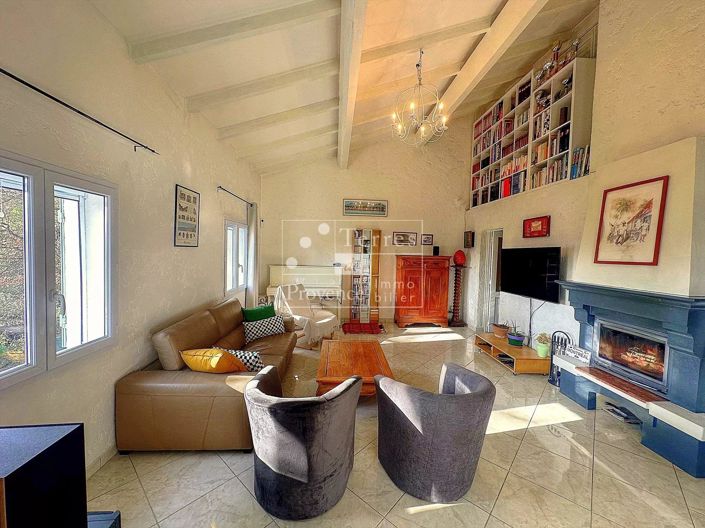 Image No.4-4 Bed House for sale