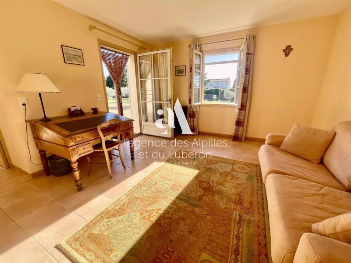 Image No.12-4 Bed House for sale