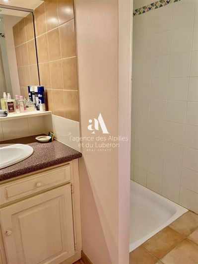 Image No.16-4 Bed House for sale