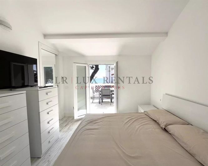 Image No.10-3 Bed Apartment for sale