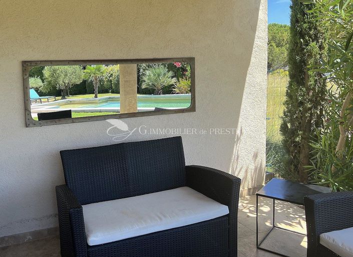 Image No.10-4 Bed House for sale