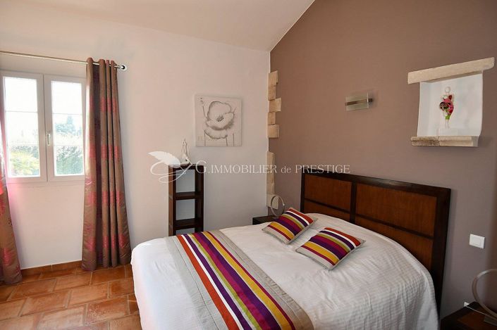 Image No.13-4 Bed House for sale