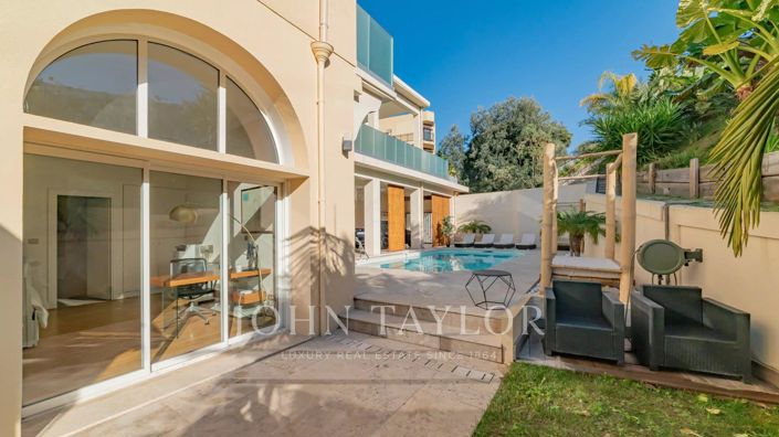 Image No.4-11 Bed House for sale