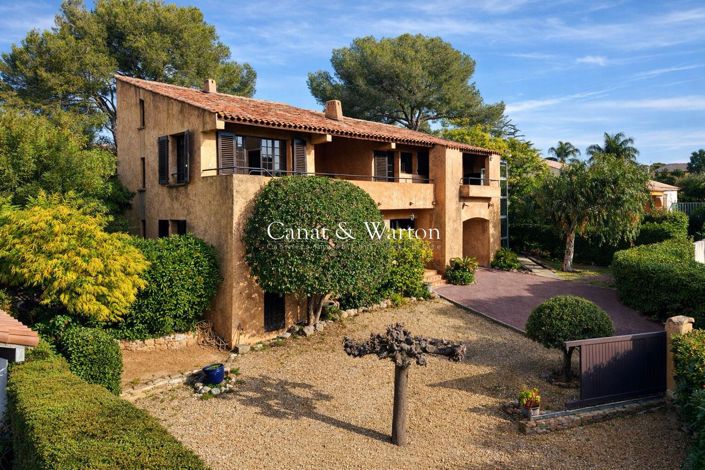 Image No.2-Maison de 5 chambres à vendre à Saint-Raphael