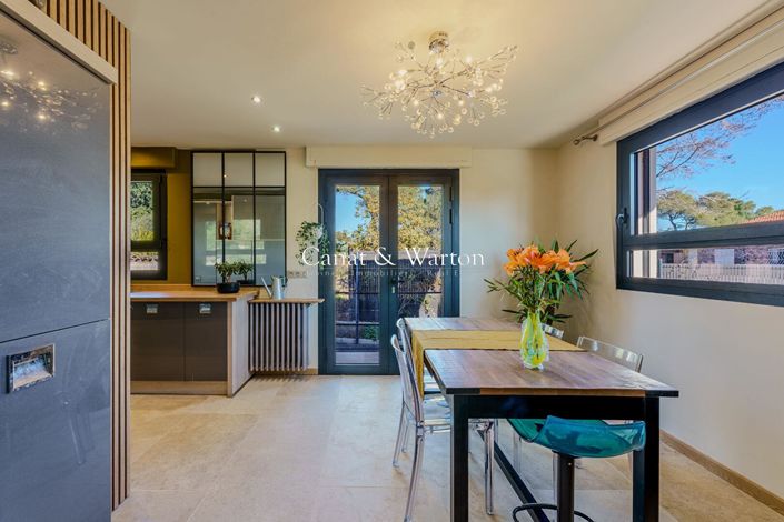 Image No.5-4 Bed House for sale