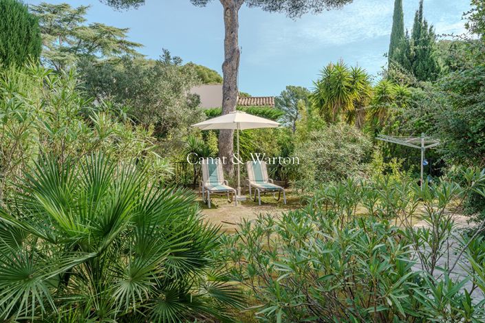 Image No.14-4 Bed Property for sale
