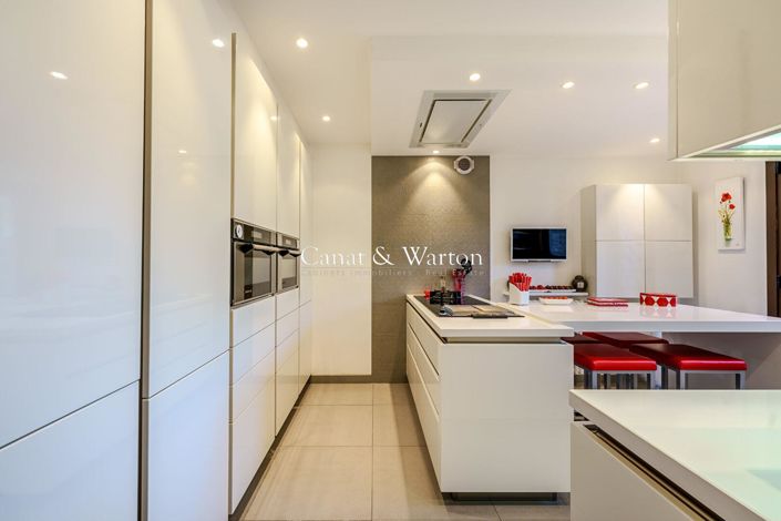 Image No.8-Propriété de 4 chambres à vendre à Saint-Raphael