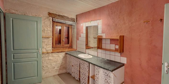 Image No.11-4 Bed House for sale