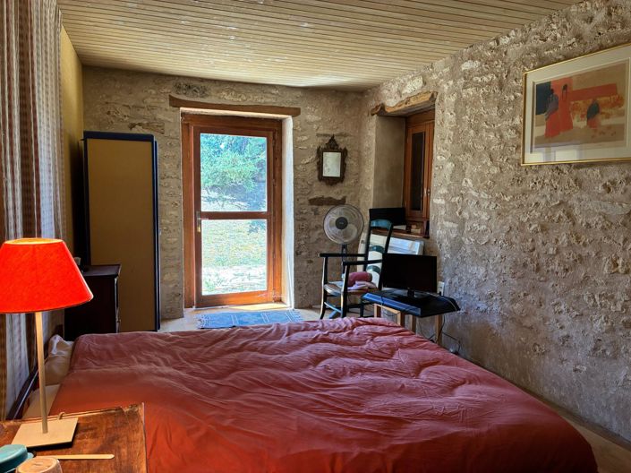 Image No.12-4 Bed House for sale