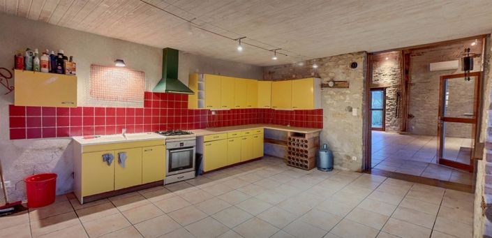 Image No.6-4 Bed House for sale