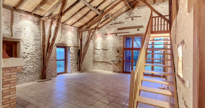 Image No.8-4 Bed House for sale