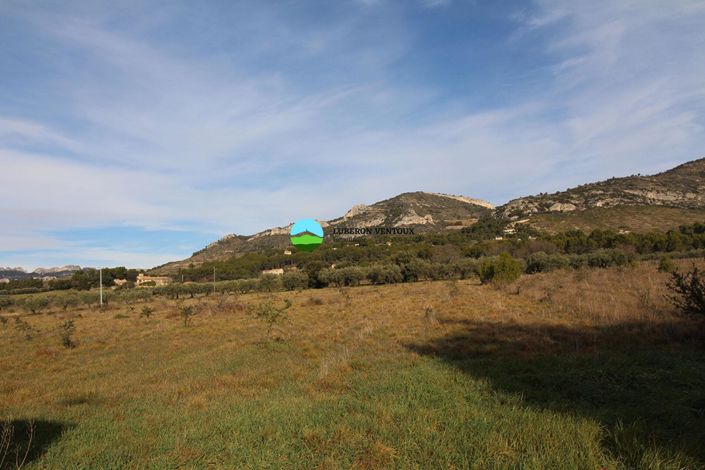 Image No.11-3 Bed House for sale