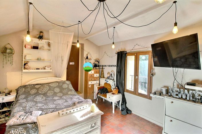 Image No.8-3 Bed House for sale