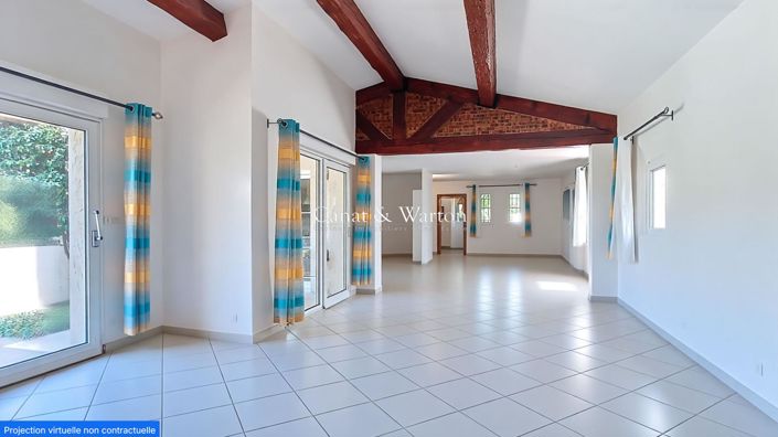 Image No.3-4 Bed House for sale