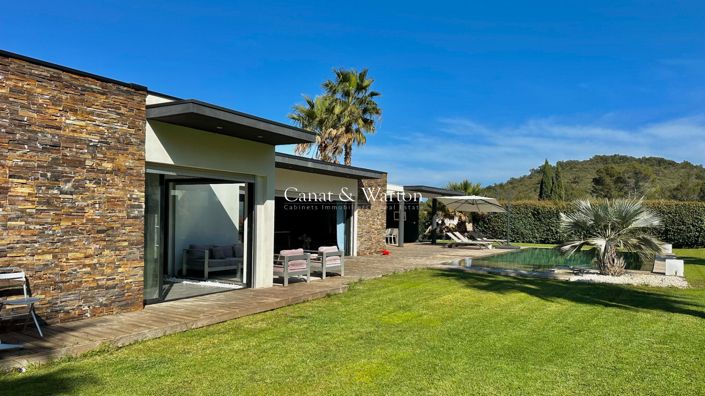 Image No.3-5 Bed Property for sale