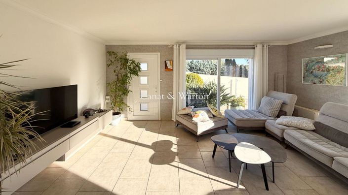 Image No.6-Propriété de 4 chambres à vendre à Saint-Raphael