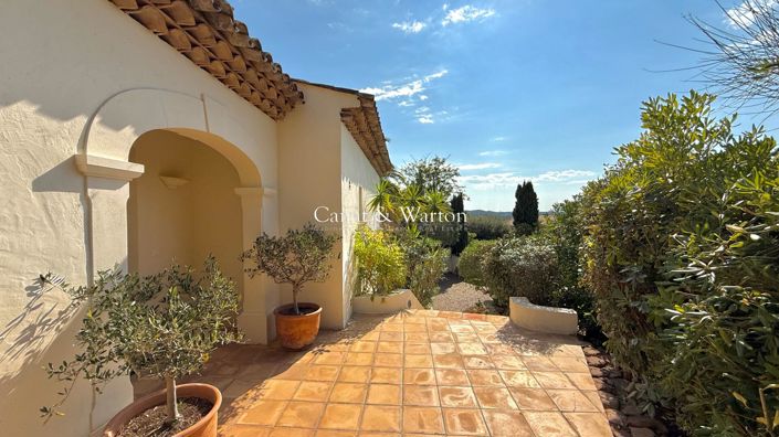 Image No.9-4 Bed Property for sale