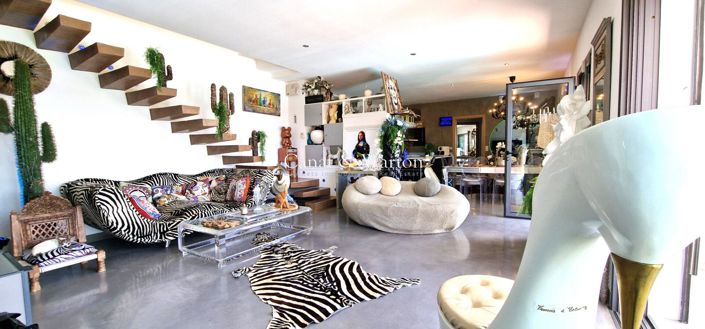 Image No.4-4 Bed Property for sale