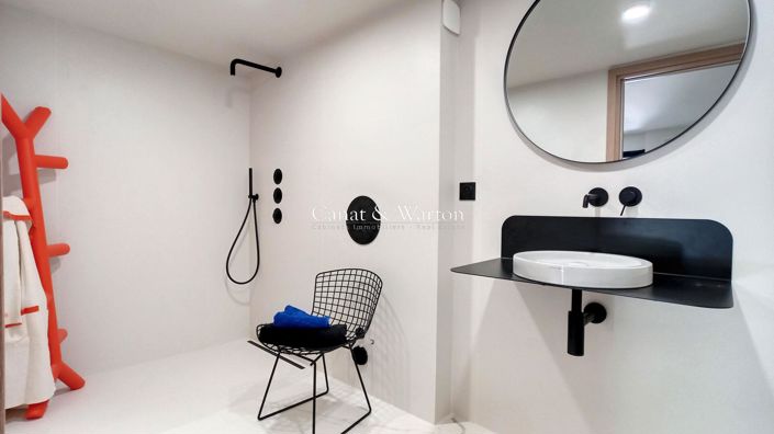 Image No.14-5 Bed House for sale