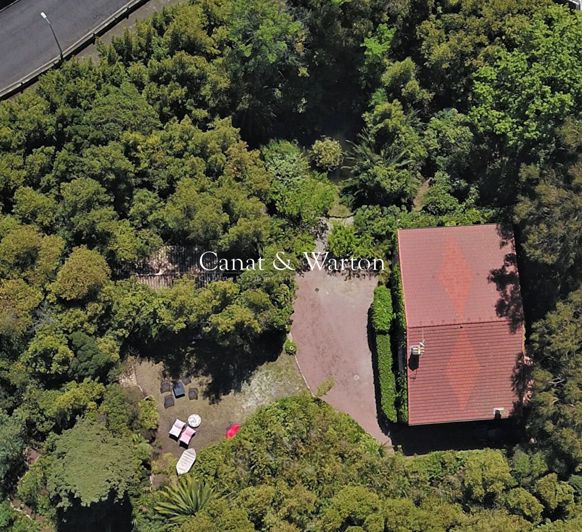 Image No.5-5 Bed Property for sale
