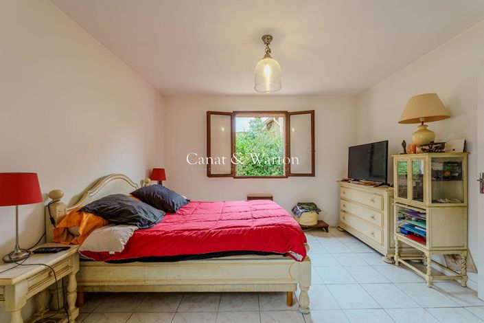 Image No.3-2 Bed House for sale