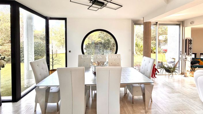 Image No.6-4 Bed Property for sale