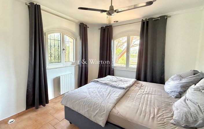 Image No.5-3 Bed Property for sale