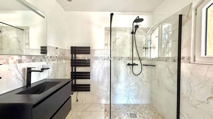 Image No.6-3 Bed Property for sale