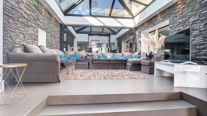 Image No.13-5 Bed House for sale