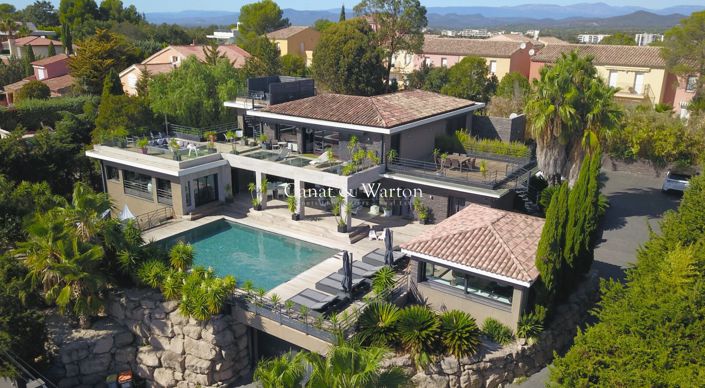 Image No.2-5 Bed House for sale