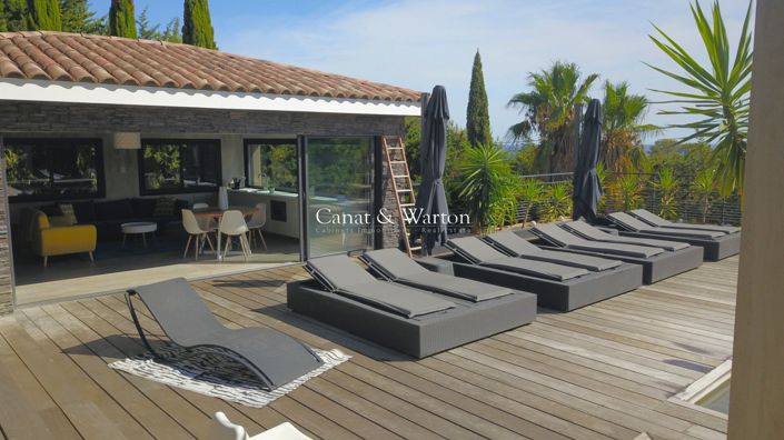 Image No.6-5 Bed House for sale