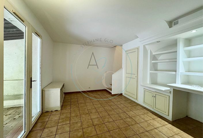 Image No.3-2 Bed House for sale