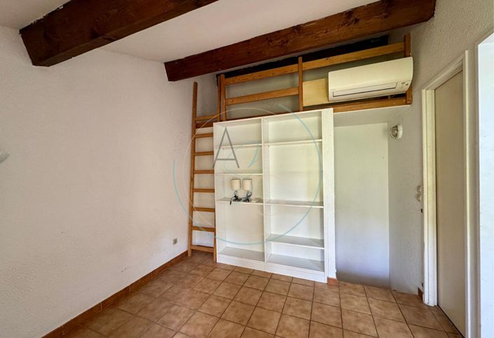 Image No.7-2 Bed House for sale