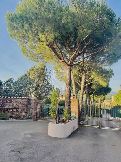 Image No.11-House for sale