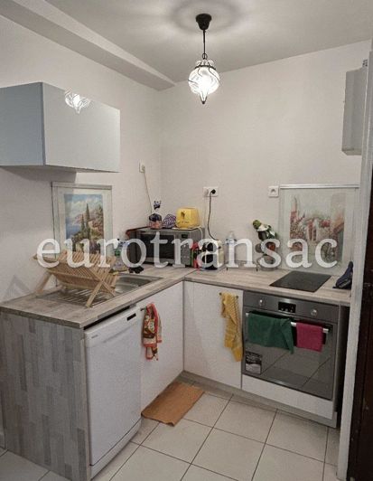 Image No.2-3 Bed House for sale