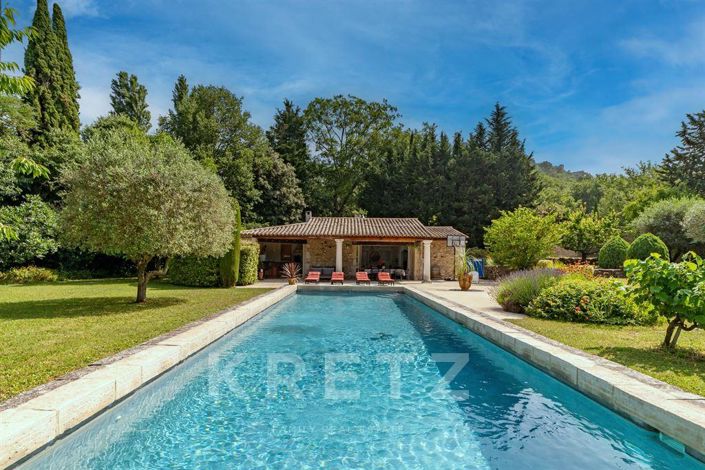 Image No.10-9 Bed House for sale