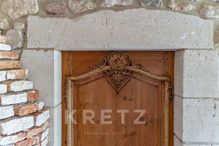 Image No.20-9 Bed House for sale