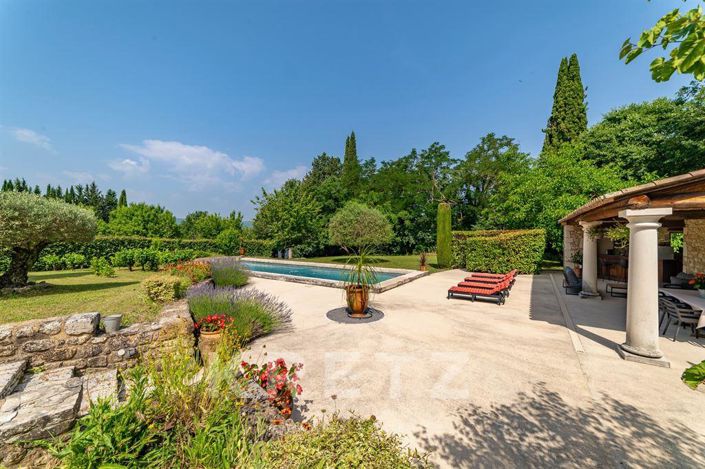 Image No.4-9 Bed House for sale