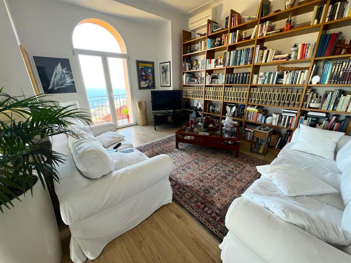 Image No.10-4 Bed House for sale