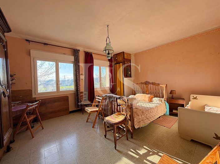 Image No.13-4 Bed House for sale