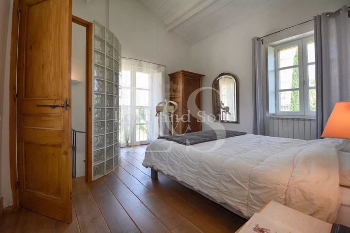 Image No.17-4 Bed House for sale