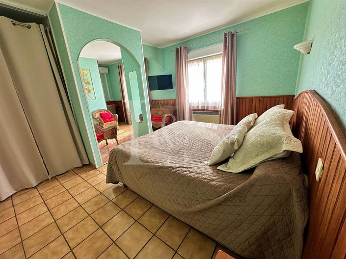 Image No.12-9 Bed House for sale