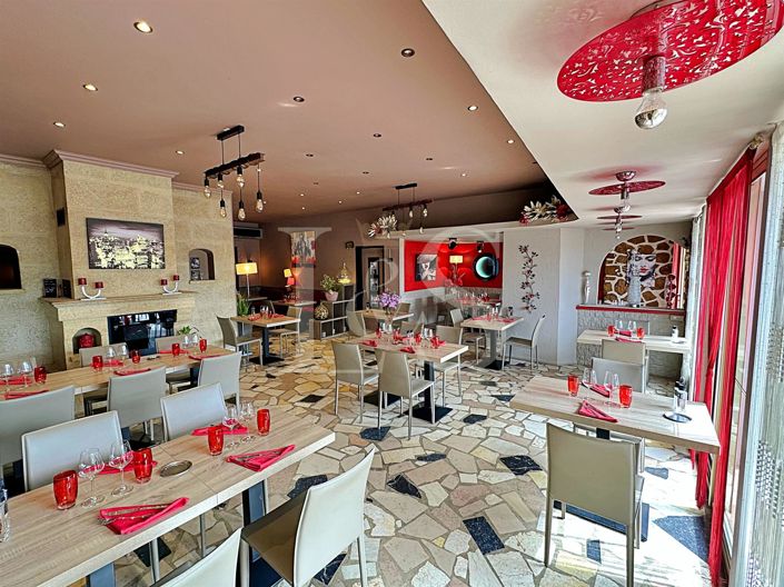 Image No.2-9 Bed House for sale