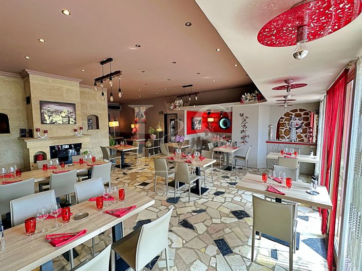 Image No.2-9 Bed House for sale