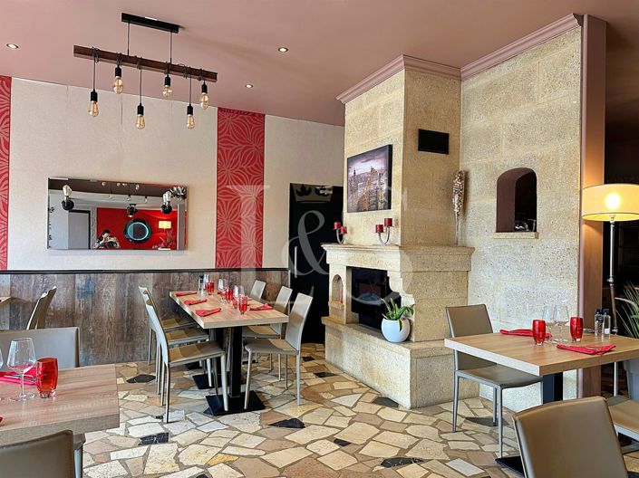 Image No.5-9 Bed House for sale