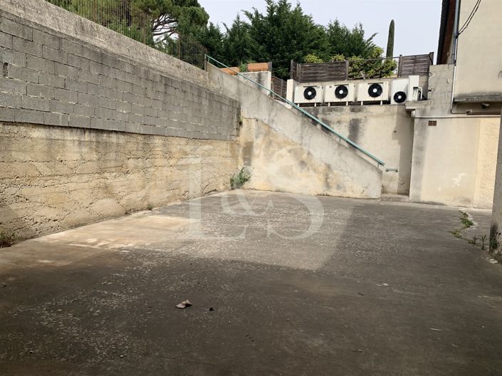 Image No.12-3 Bed House for sale