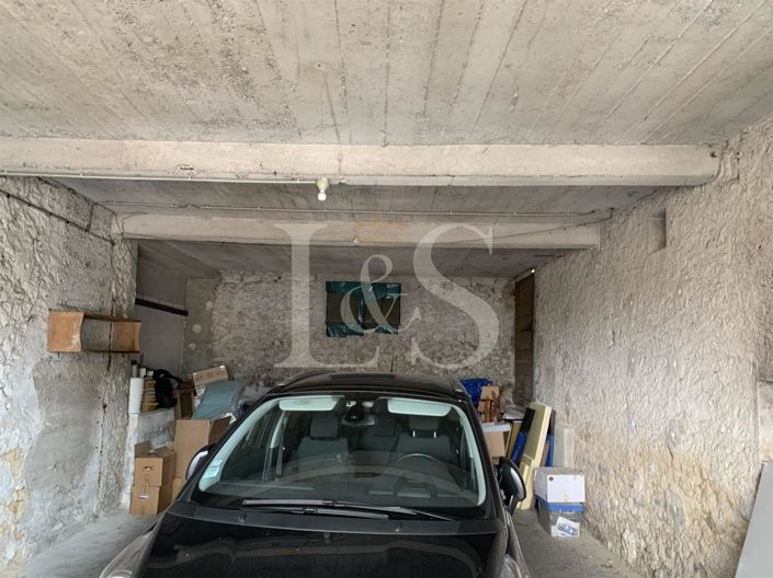 Image No.13-3 Bed House for sale